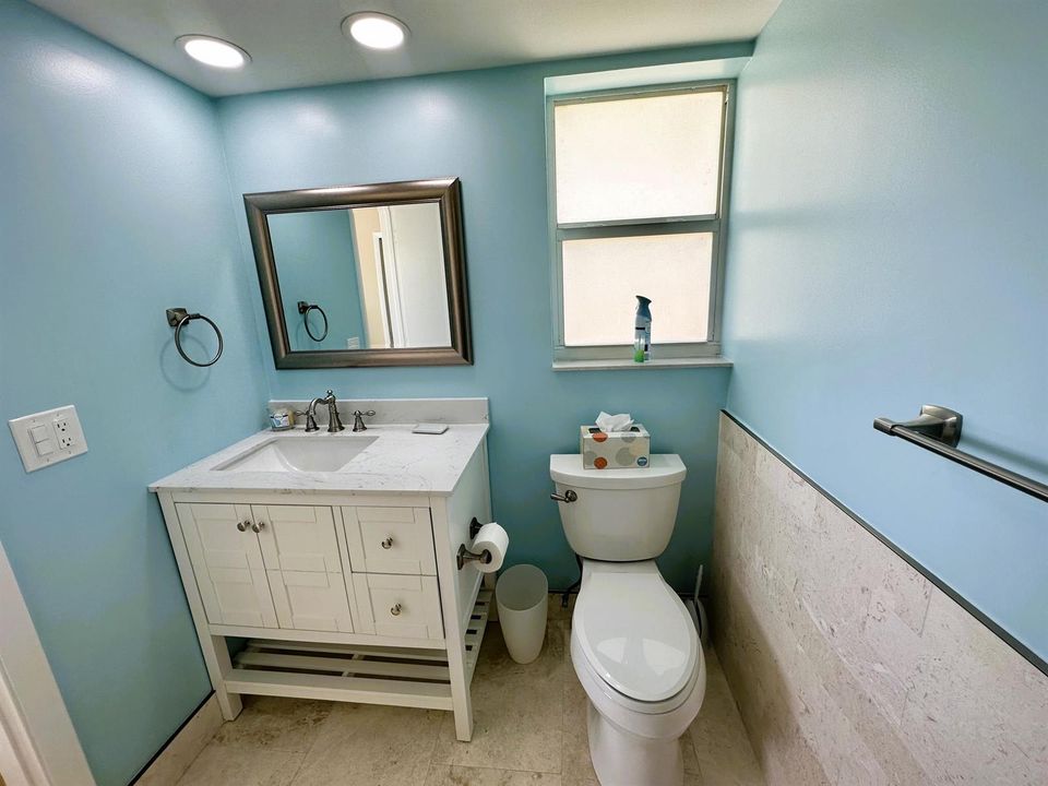 7 Colonial Club #304 Guest Bathroom 1