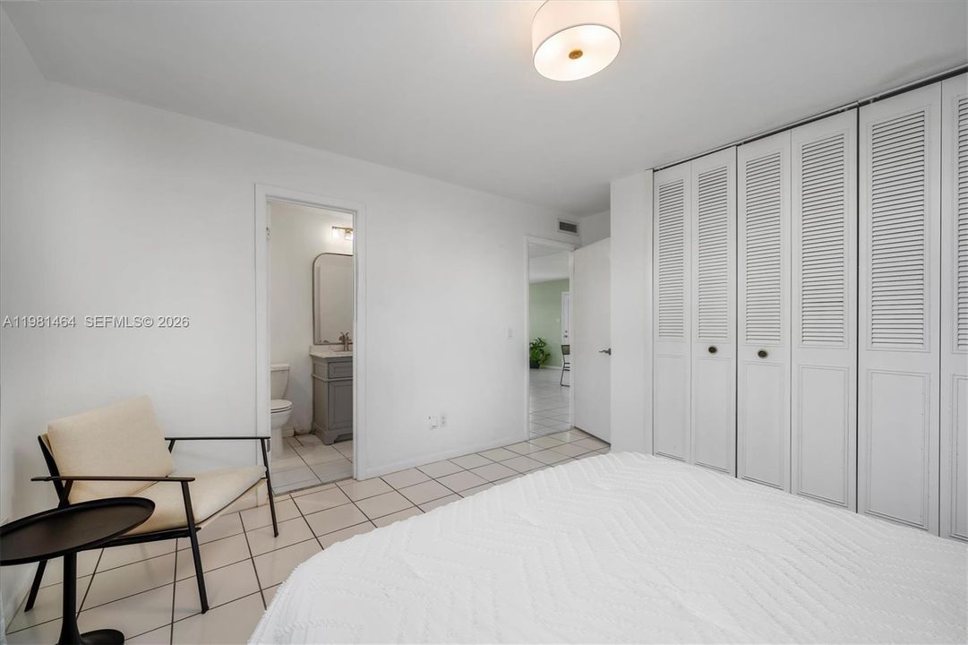 En Venta: $1,150,000 (2 camas, 2 baños, 1363 Pies cuadrados)