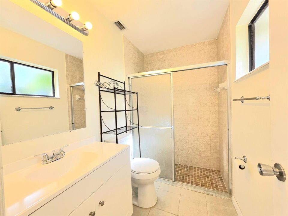 Ensuite