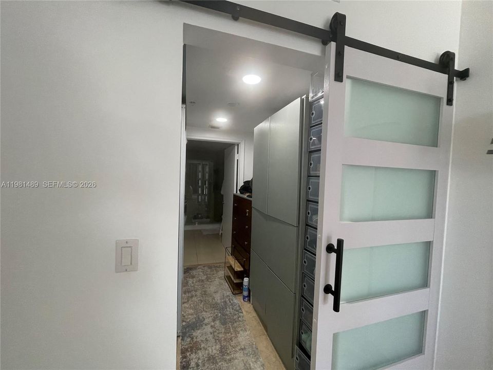 Enter big closet