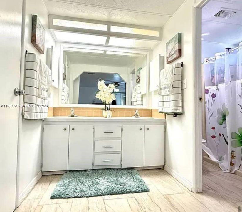 На продажу: $69,000 (2 спален, 2 ванн, 0 Квадратных фут)