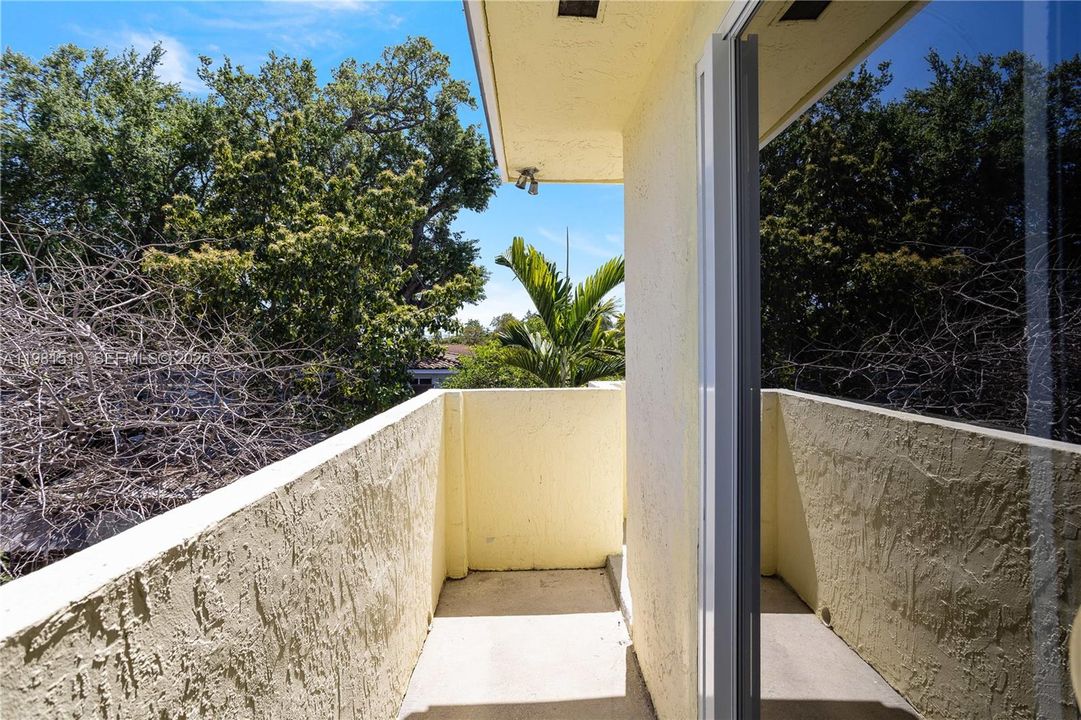 For Sale: $1,399,000 (0 beds, 0 baths, 4350 Square Feet)
