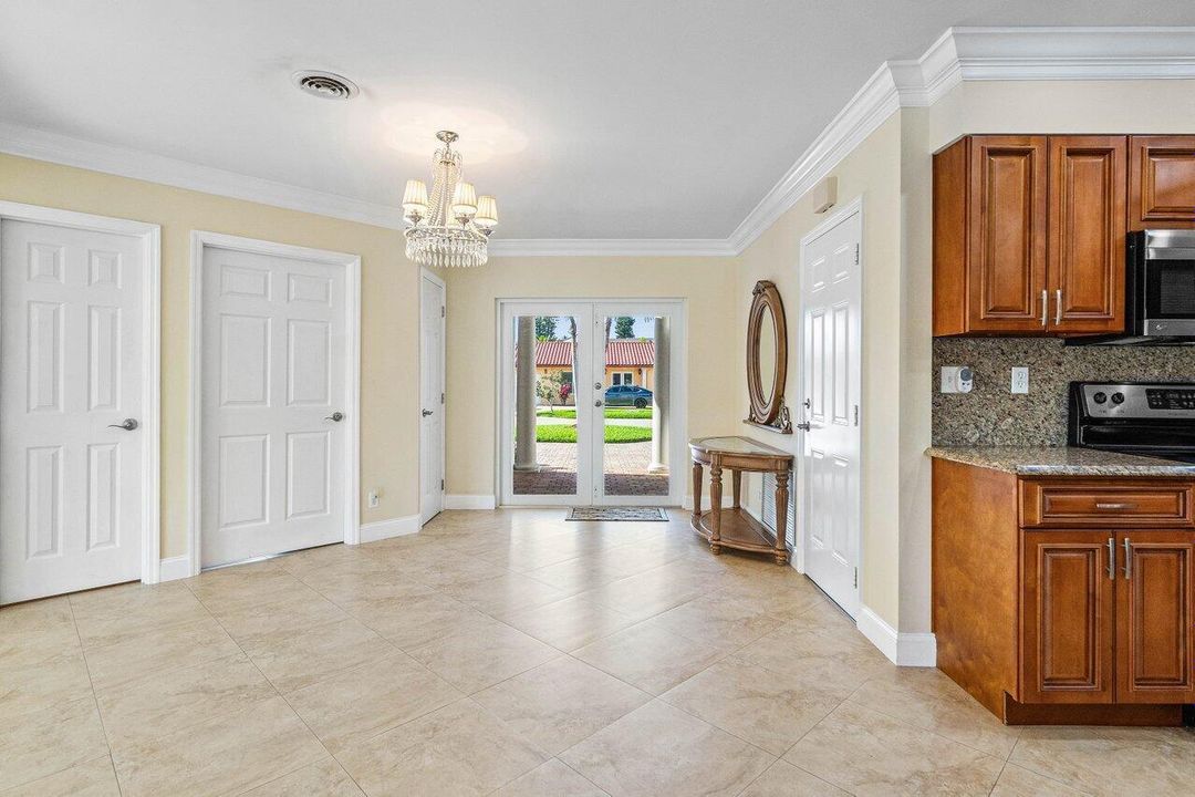 009-899GranadaDrive-BocaRaton-FL-33432-S