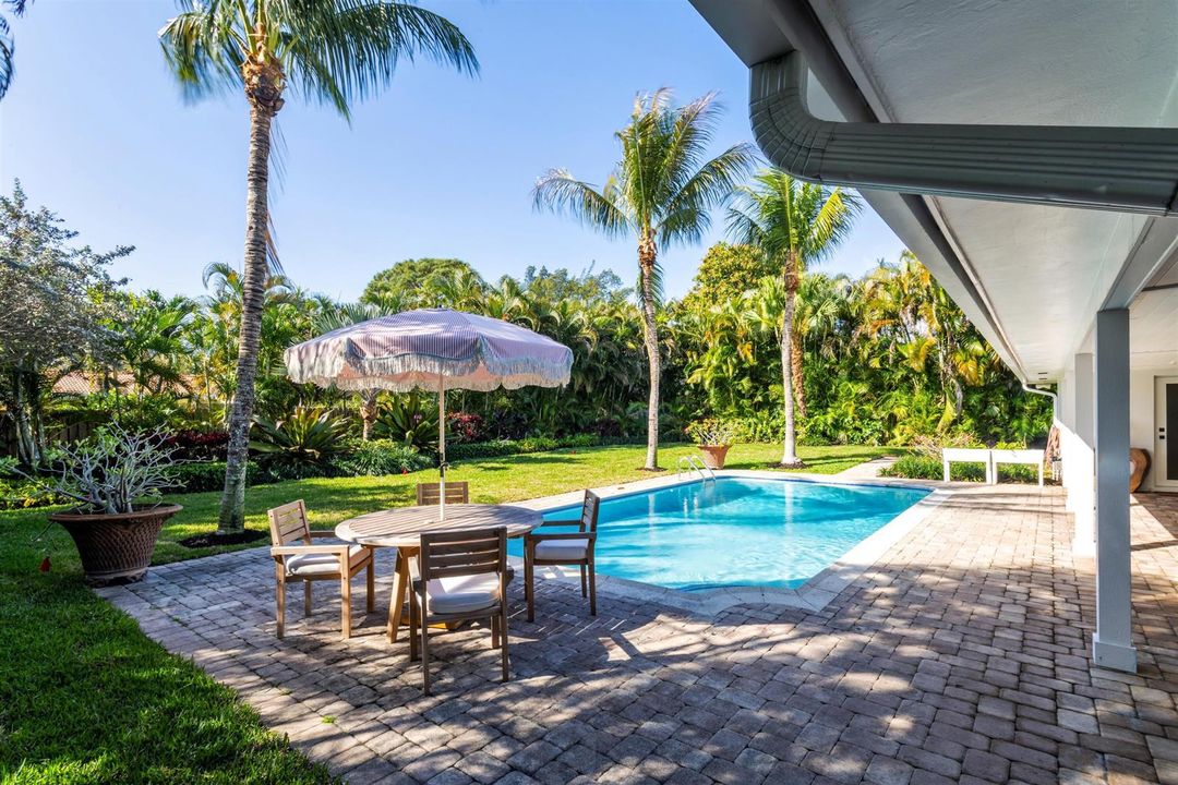 PATIO_TO_VIEW_EB