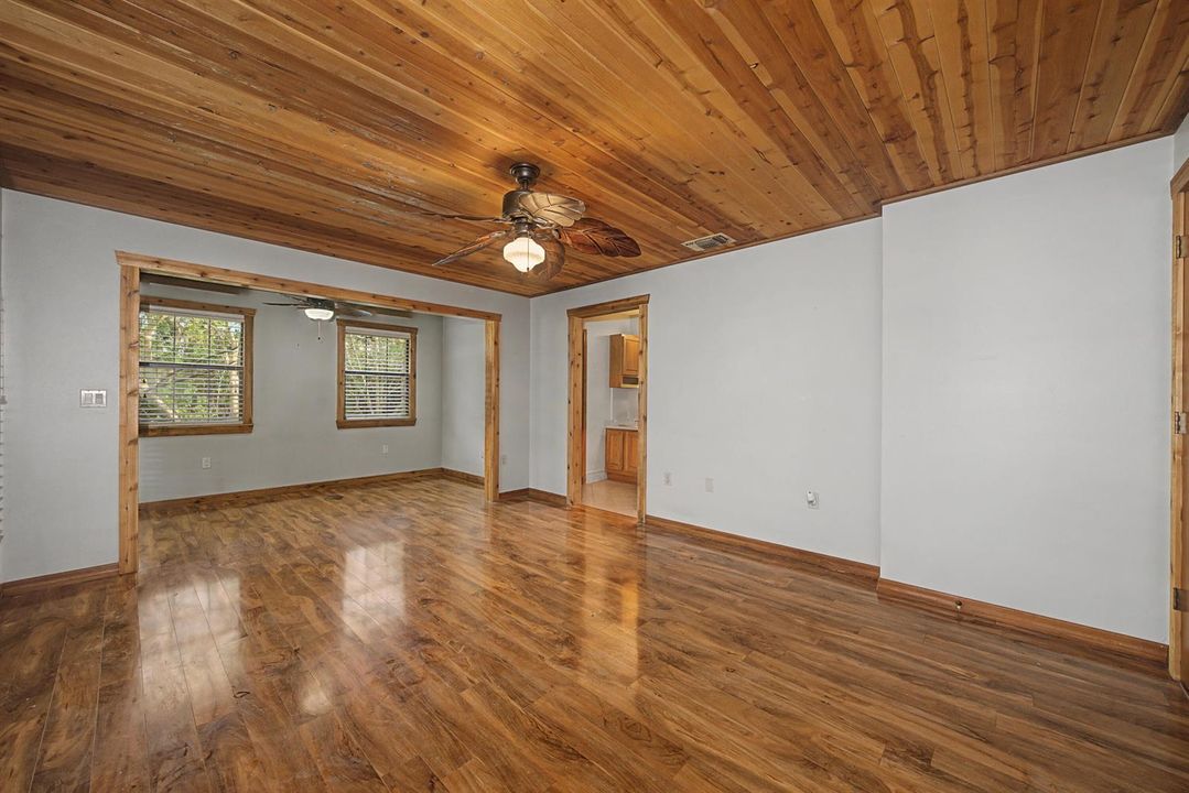 interior - master bedroom 2