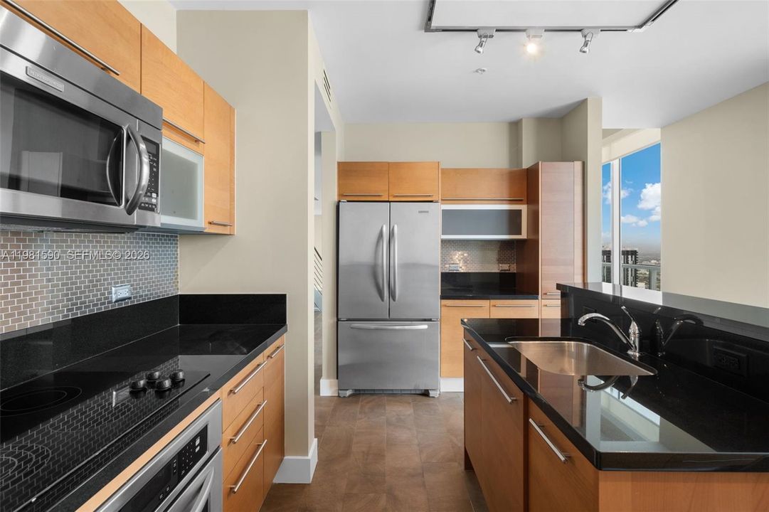 For Sale: $3,800,000 (5 beds, 5 baths, 3004 Square Feet)