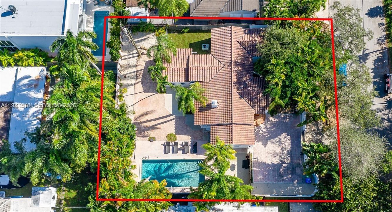 Recientemente alquilado: $9,500 (4 camas, 3 baños, 2360 Pies cuadrados)