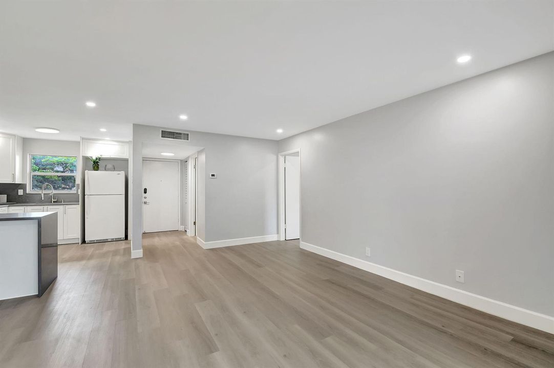 11-web-or-mls-Apartment (9) - Copy