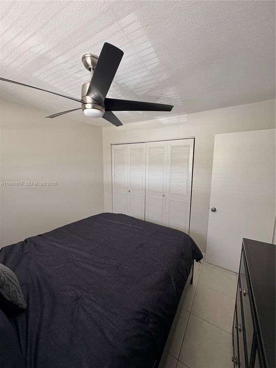 Activo con contrato: $1,875 (2 camas, 2 baños, 768 Pies cuadrados)