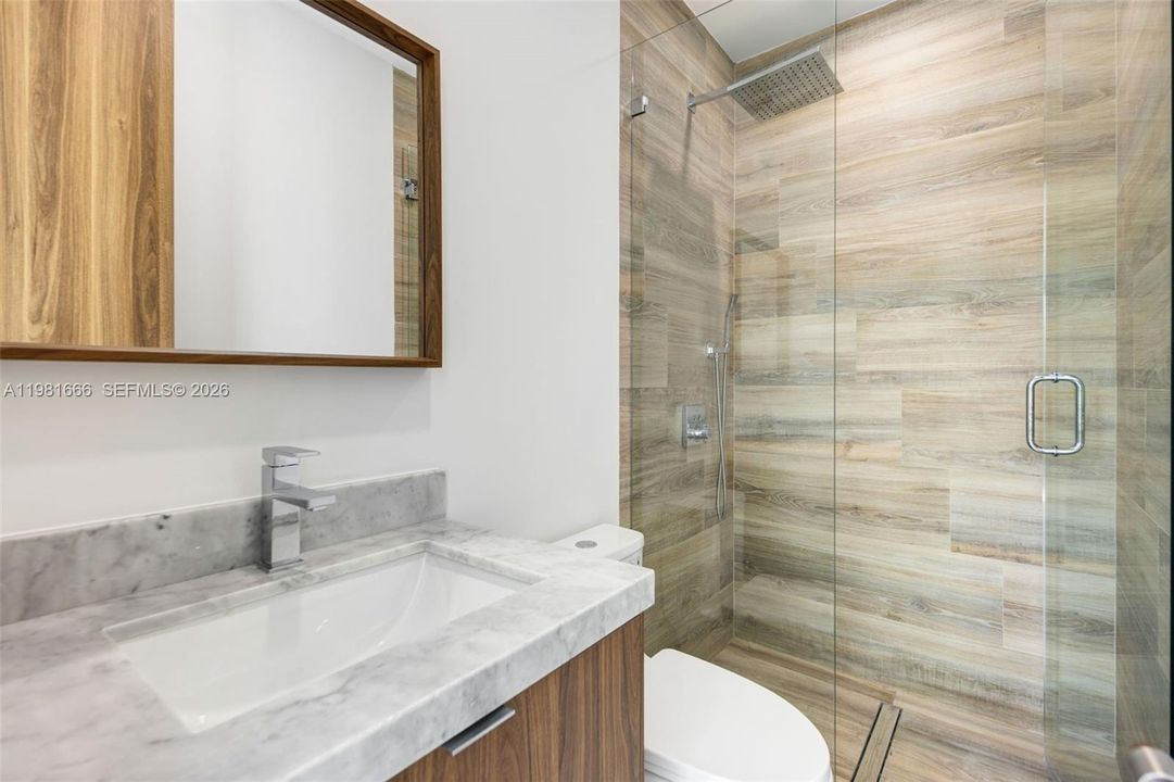 For Sale: $2,350,000 (5 beds, 5 baths, 2690 Square Feet)