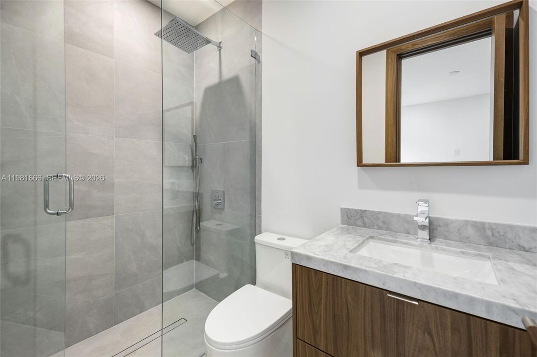 For Sale: $2,350,000 (5 beds, 5 baths, 2690 Square Feet)