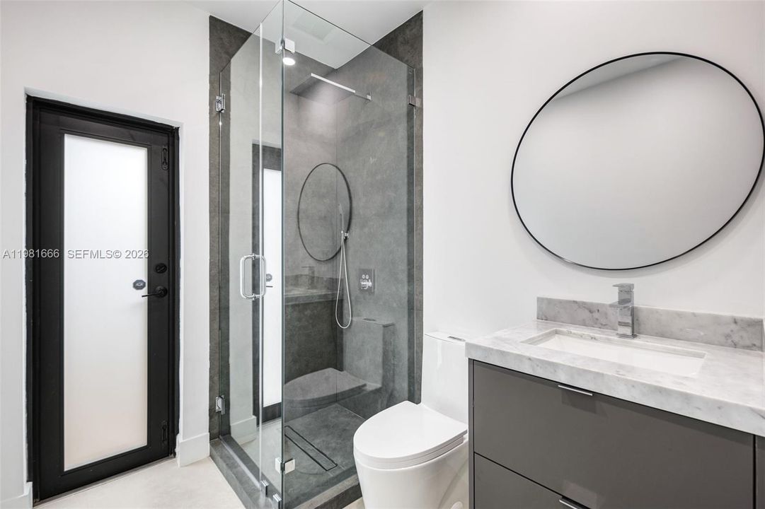 For Sale: $2,350,000 (5 beds, 5 baths, 2690 Square Feet)