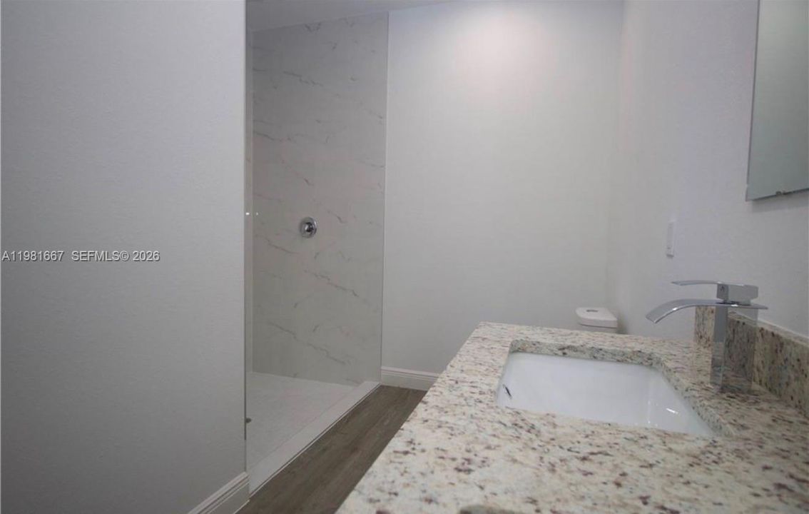For Rent: $2,000 (3 beds, 2 baths, 1292 Square Feet)