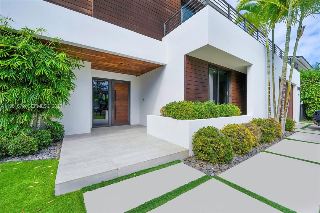 Activo con contrato: $5,395,000 (6 camas, 6 baños, 5068 Pies cuadrados)