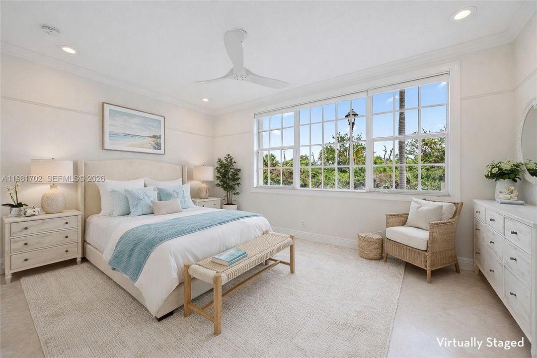 For Sale: $2,195,000 (3 beds, 2 baths, 1920 Square Feet)
