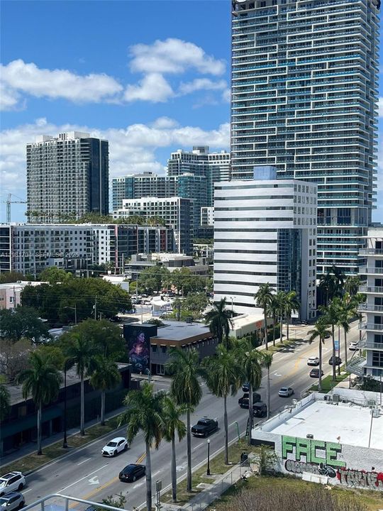 En Venta: $455,000 (2 camas, 2 baños, 814 Pies cuadrados)