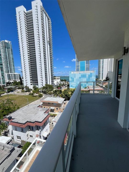 En Venta: $455,000 (2 camas, 2 baños, 814 Pies cuadrados)