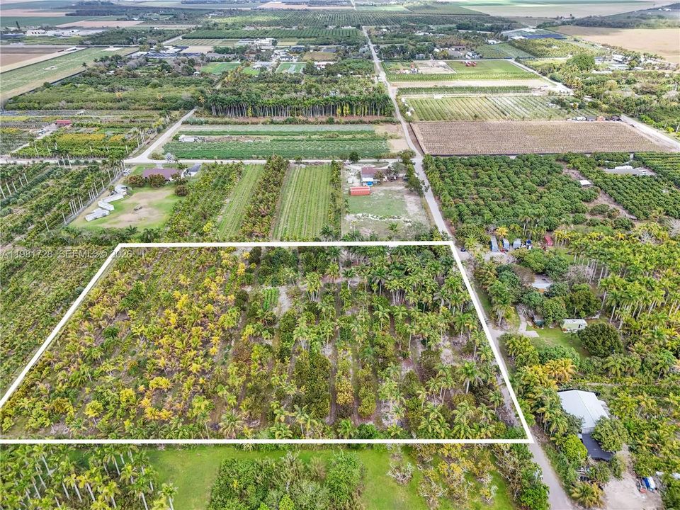 На продажу: $1,650,000 (0 спален, 0 ванн, 0 Квадратных фут)