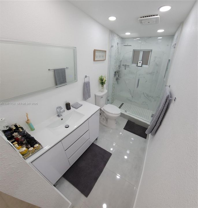 Недавно арендовано: $4,000 (4 спален, 2 ванн, 1355 Квадратных фут)