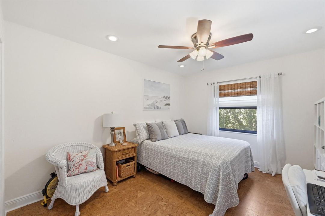 Bedroom 3, view 1