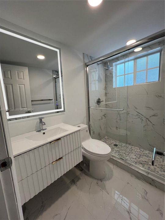 En Renta: $3,750 (2 camas, 2 baños, 980 Pies cuadrados)