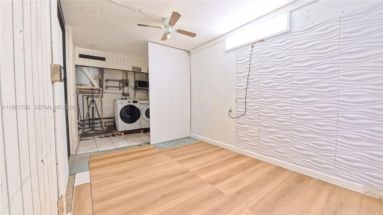 For Sale: $209,900 (3 beds, 2 baths, 1380 Square Feet)