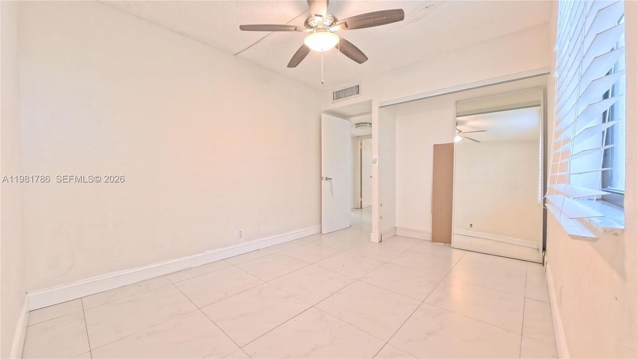 For Sale: $209,900 (3 beds, 2 baths, 1380 Square Feet)