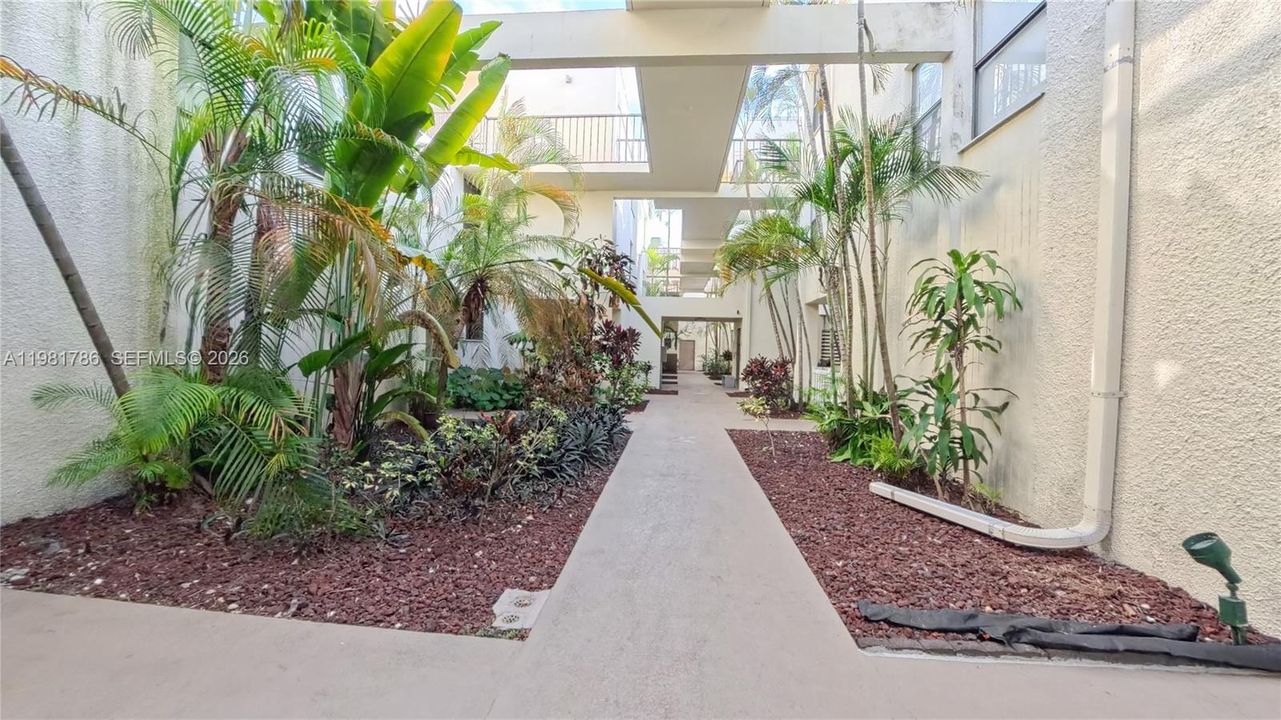 For Sale: $209,900 (3 beds, 2 baths, 1380 Square Feet)