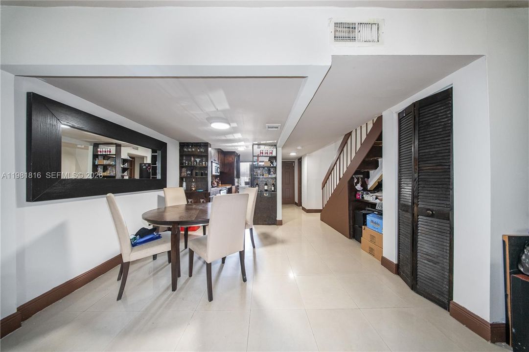 En Venta: $315,000 (2 camas, 1 baños, 1140 Pies cuadrados)