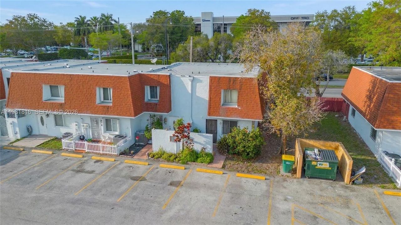 En Venta: $315,000 (2 camas, 1 baños, 1140 Pies cuadrados)
