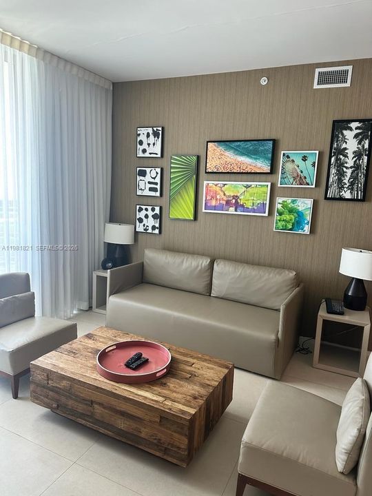 En Venta: $858,900 (2 camas, 2 baños, 1161 Pies cuadrados)