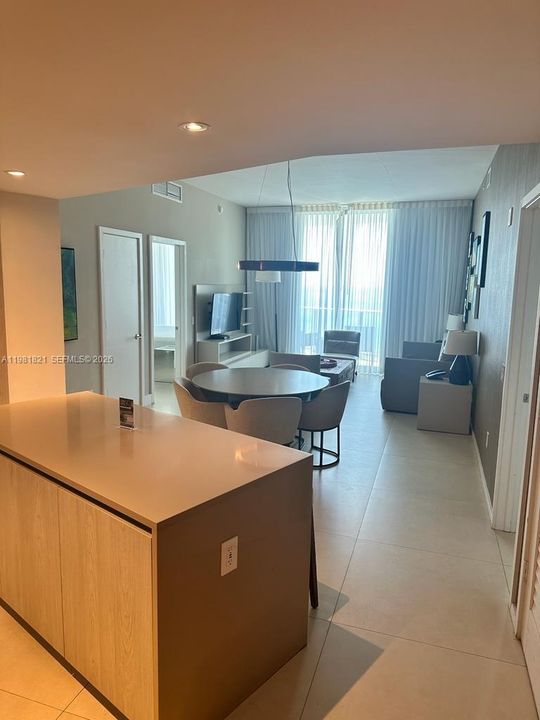 En Venta: $858,900 (2 camas, 2 baños, 1161 Pies cuadrados)