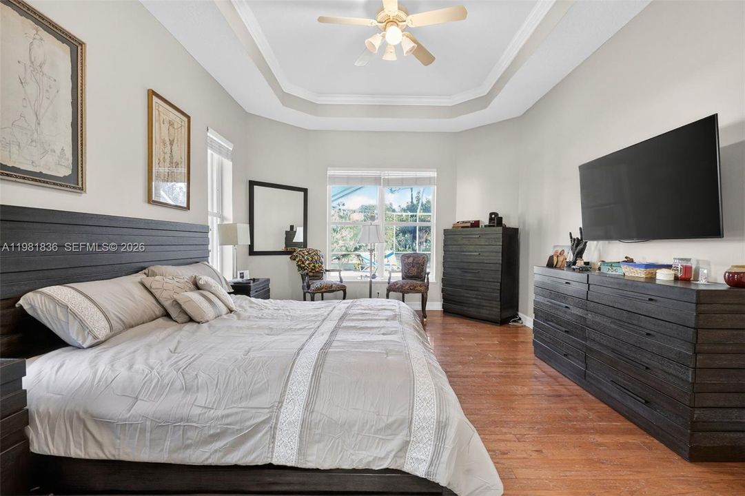 Active With Contract: $824,900 (4 beds, 3 baths, 2425 Square Feet)