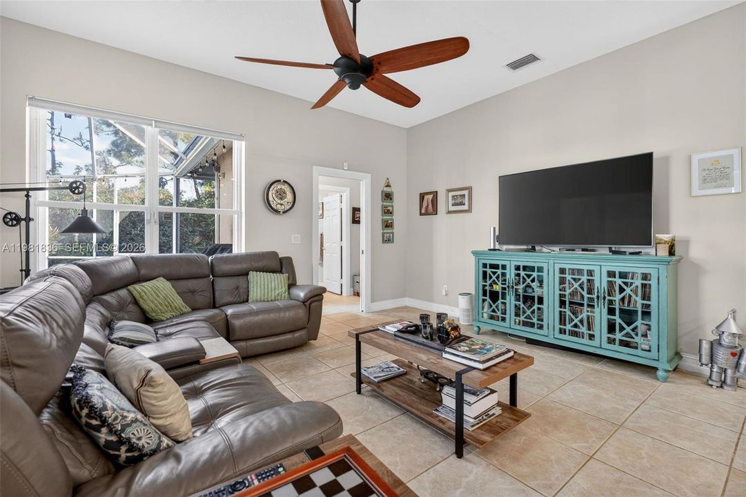Active With Contract: $824,900 (4 beds, 3 baths, 2425 Square Feet)