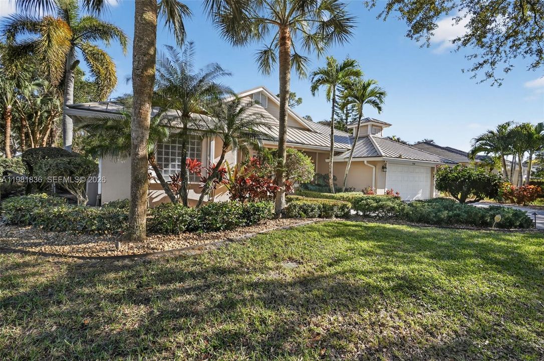 Active With Contract: $824,900 (4 beds, 3 baths, 2425 Square Feet)
