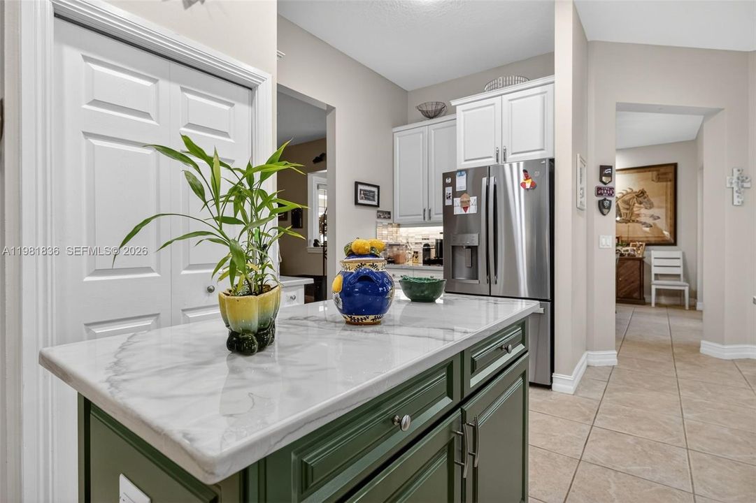 Active With Contract: $824,900 (4 beds, 3 baths, 2425 Square Feet)