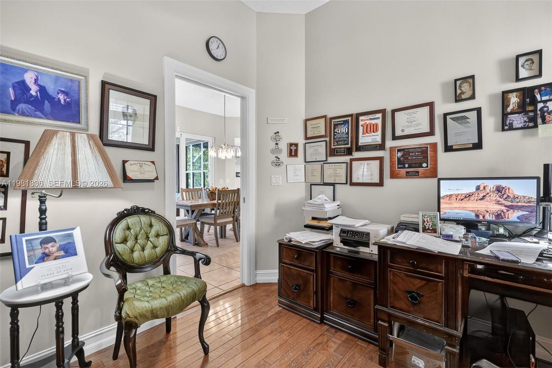 Active With Contract: $824,900 (4 beds, 3 baths, 2425 Square Feet)