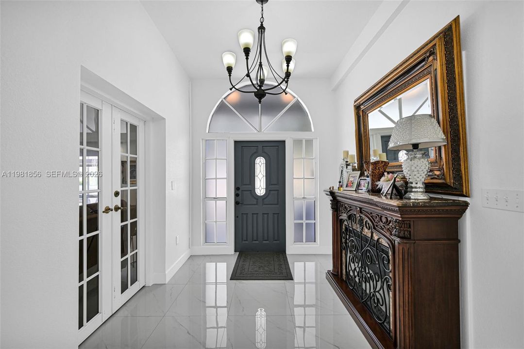 For Sale: $929,999 (6 beds, 4 baths, 2627 Square Feet)
