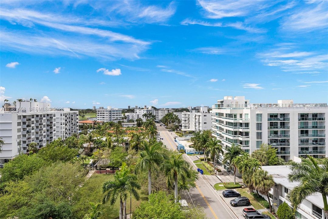 For Sale: $2,695,000 (2 beds, 2 baths, 1851 Square Feet)
