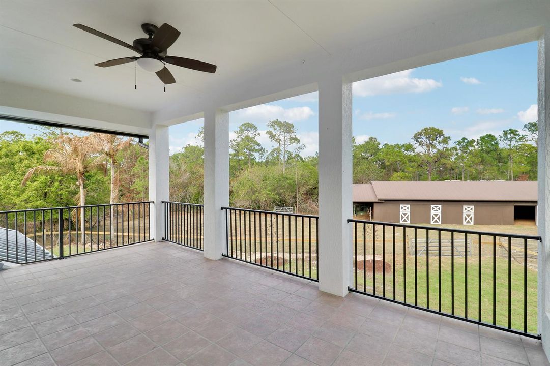 back upstiars balcony off of bonus room