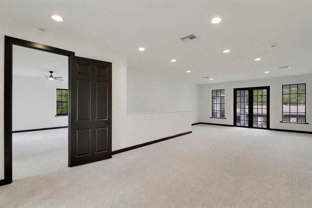 upstairs bonus room
