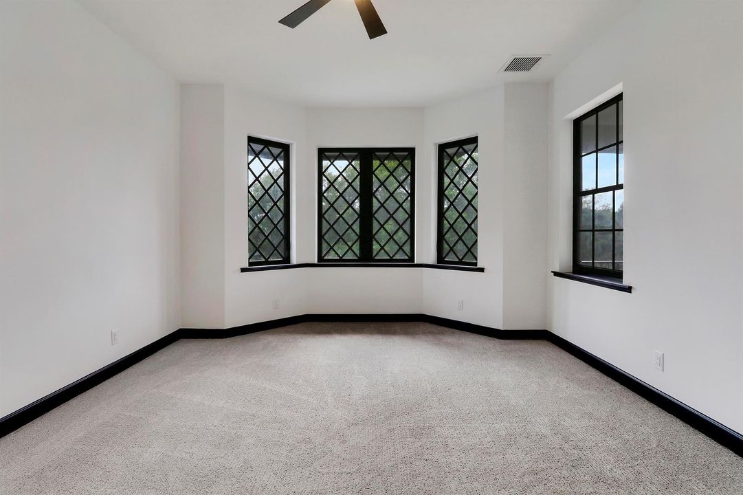 upstairs bedroom 5 with ensuite