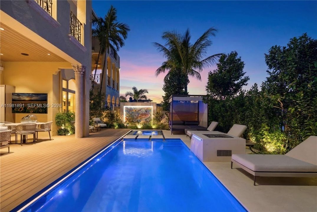 En Venta: $13,750,000 (6 camas, 5 baños, 6430 Pies cuadrados)