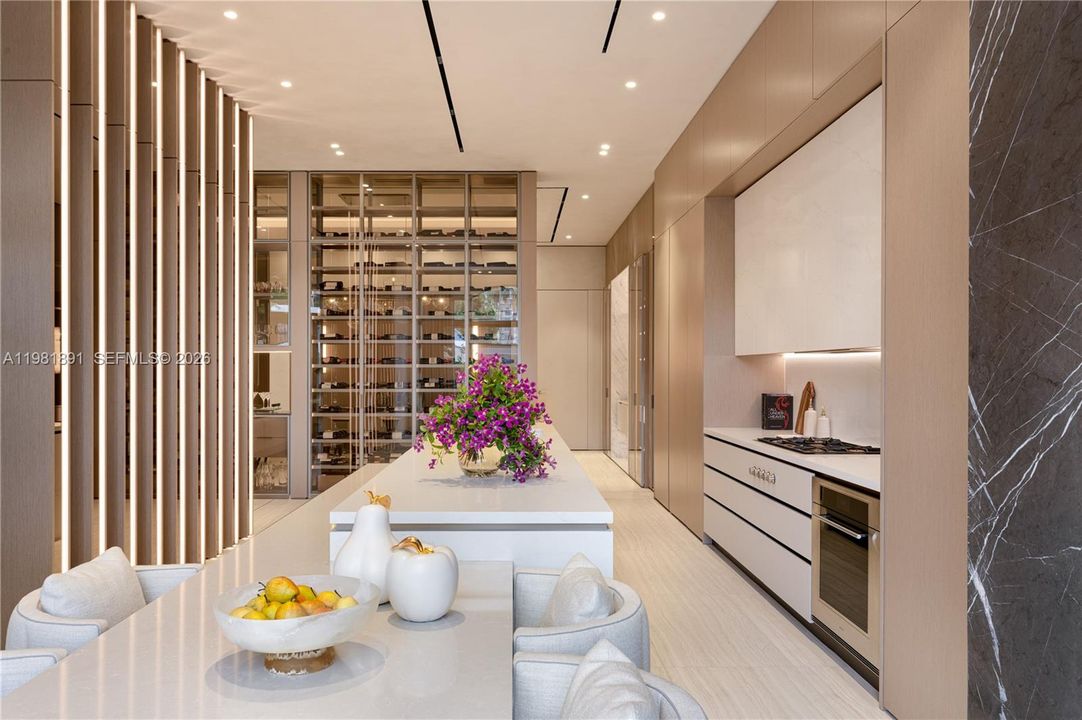 En Venta: $13,750,000 (6 camas, 5 baños, 6430 Pies cuadrados)