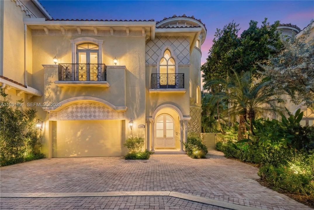 En Venta: $13,750,000 (6 camas, 5 baños, 6430 Pies cuadrados)