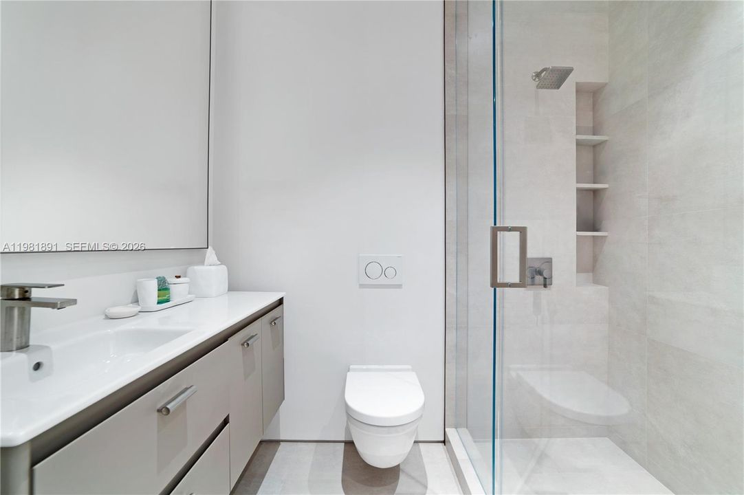 En Venta: $13,750,000 (6 camas, 5 baños, 6430 Pies cuadrados)