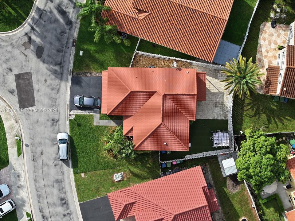 2026 SO FLO Real Estate Group 365 Somerset Way Weston