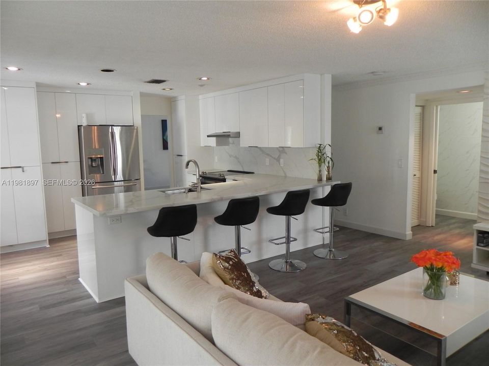 2026 SO FLO Real Estate Group 365 Somerset Way Weston