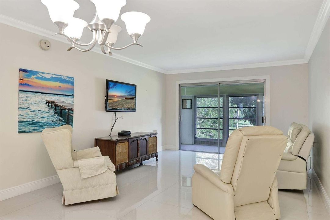 2601nassau8