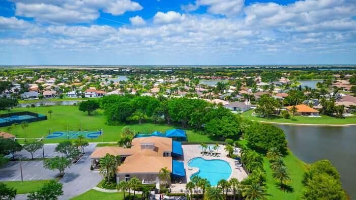 Clubhouse Aerial